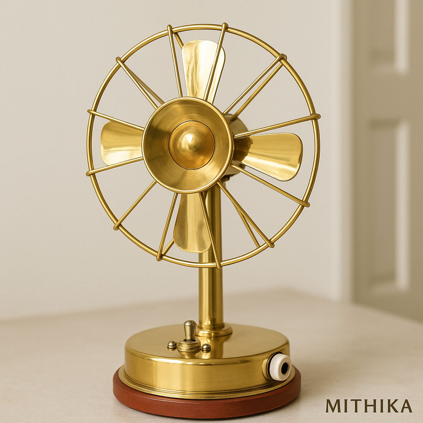 Brass Retro Functional Desk Fan – Vintage Finish Showpiece